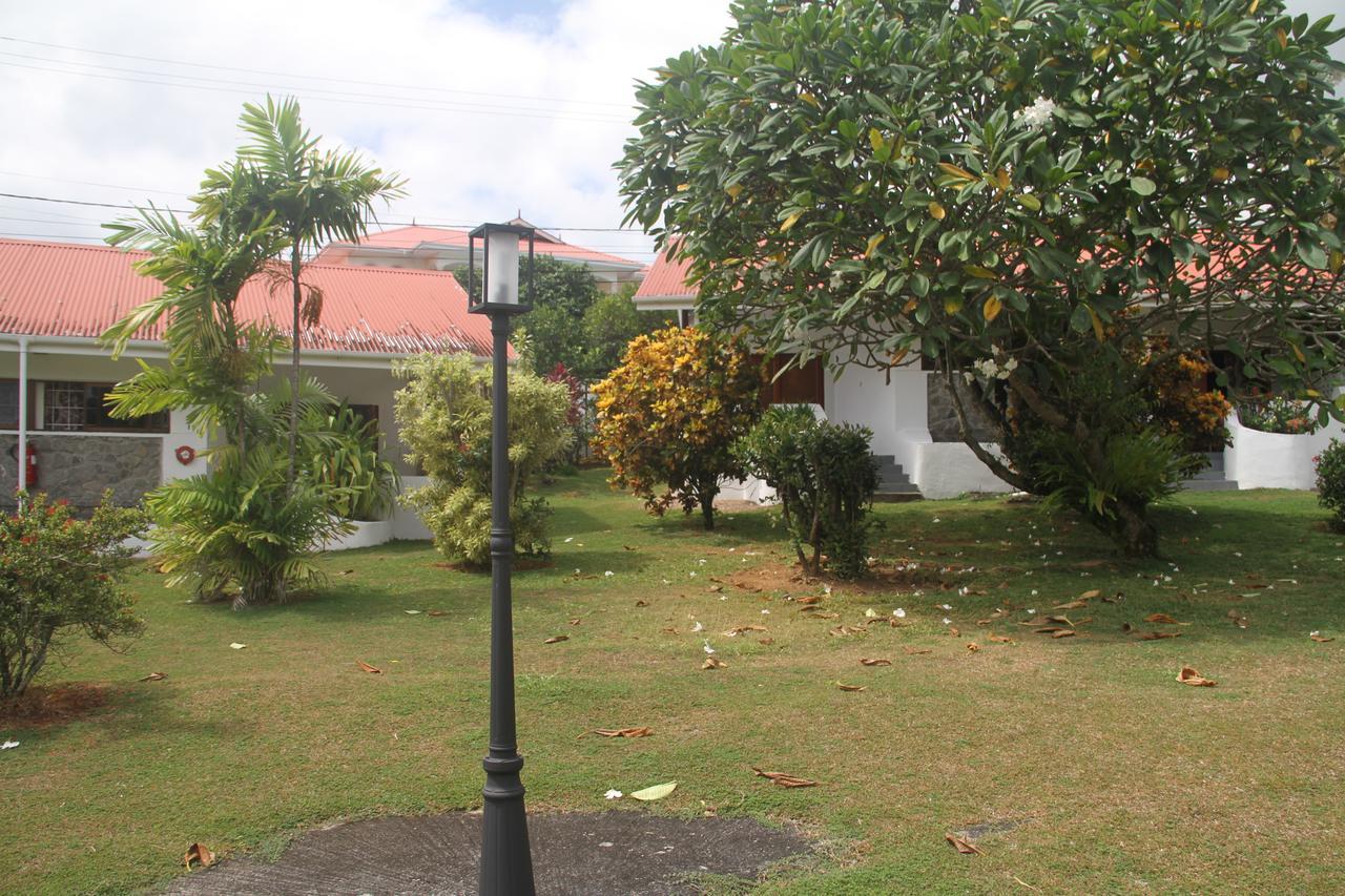 Daniella'S Bungalows Bel Ombre Dış mekan fotoğraf