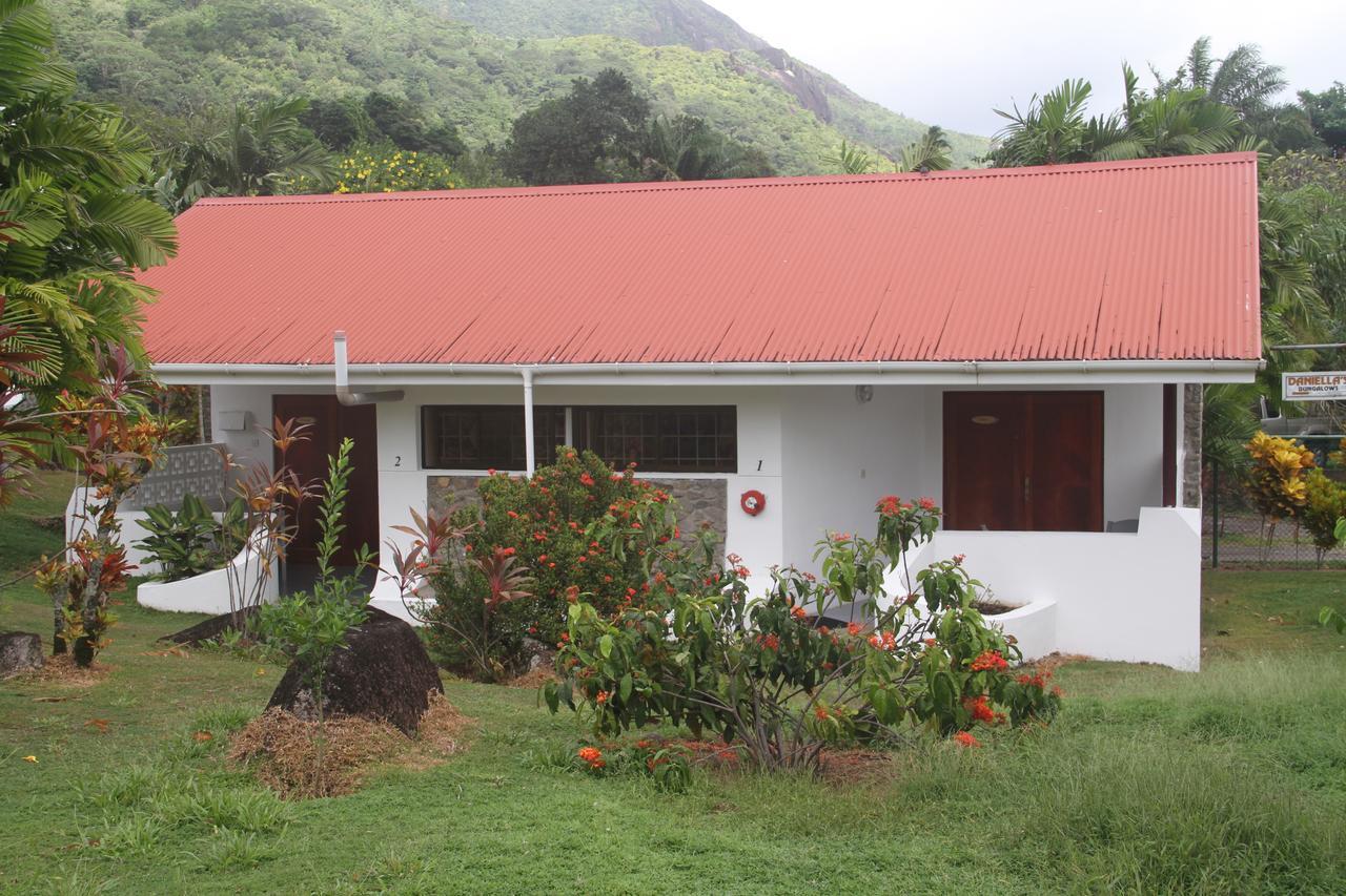 Daniella'S Bungalows Bel Ombre Dış mekan fotoğraf